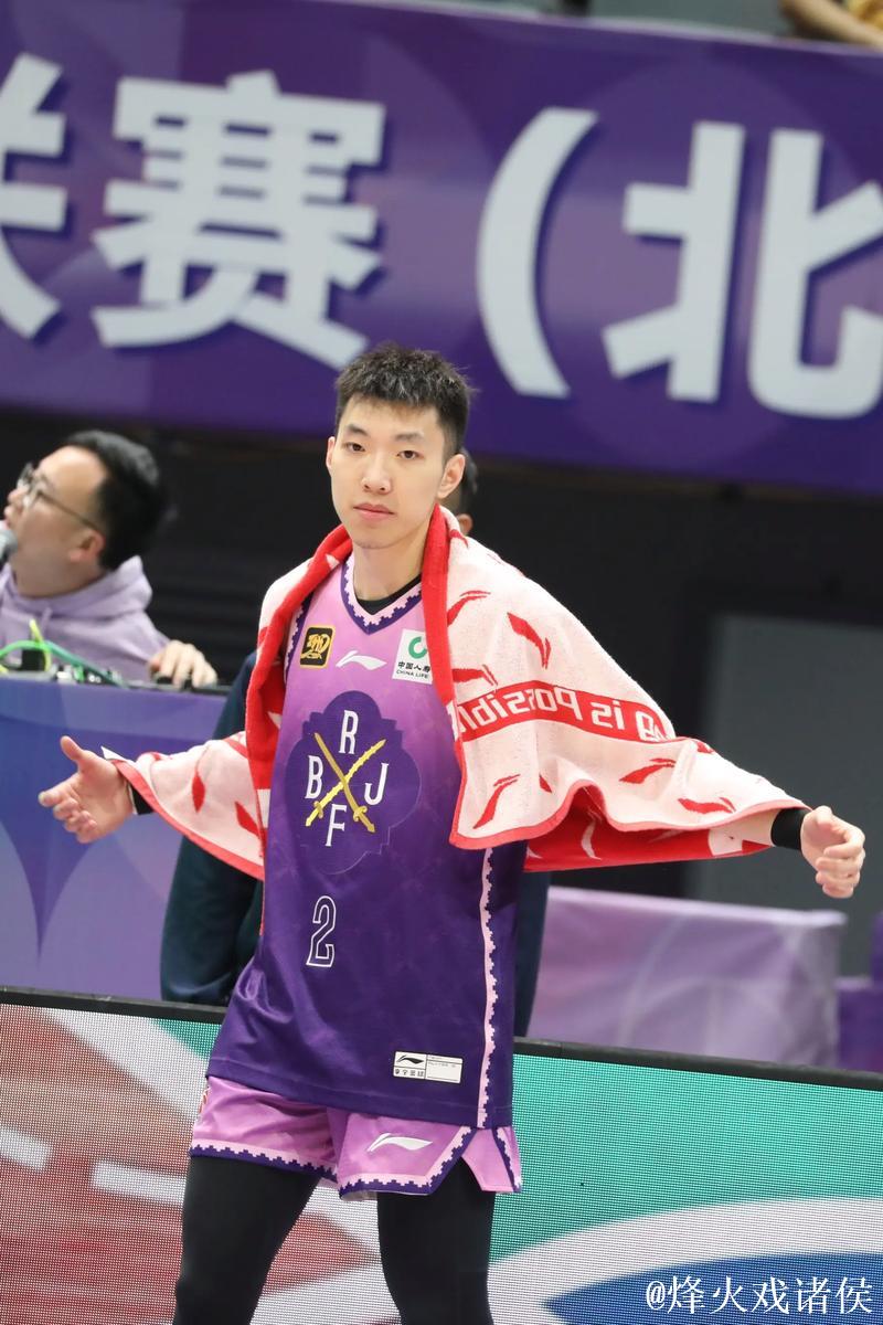 廖三宁17+6杨瀚森5中0 中国男篮不敌马刺 廖三宁17+6杨瀚森5中0 中国男篮不敌马刺