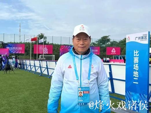 周穗安:将引入更多微型足球场 普及下楼即踢球理念 周穗安:将引入更多微型足球场 普及下楼即踢球理念