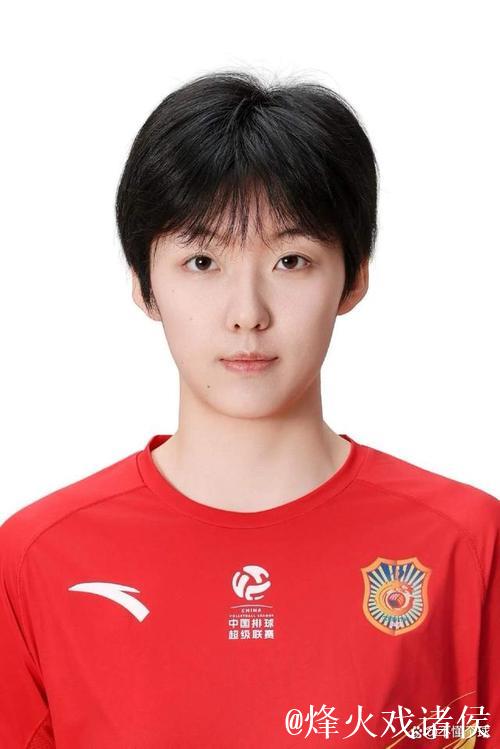 江苏女排惊现15岁新星!替补登场砍11分,逆风局力挽狂澜 江苏女排惊现15岁新星!替补登场砍11分,逆风局力挽狂澜